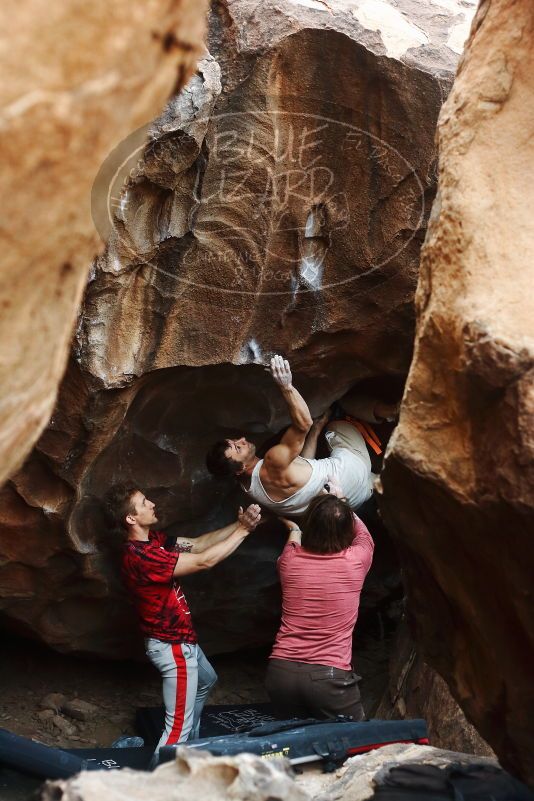 Bouldering in Hueco Tanks on 10/28/2019 with Blue Lizard Climbing and Yoga
Filename: SRM_20191028_1337580.jpg
Aperture: f/3.2
Shutter Speed: 1/250
Body: Canon EOS-1D Mark II
Lens: Canon EF 50mm f/1.8 II