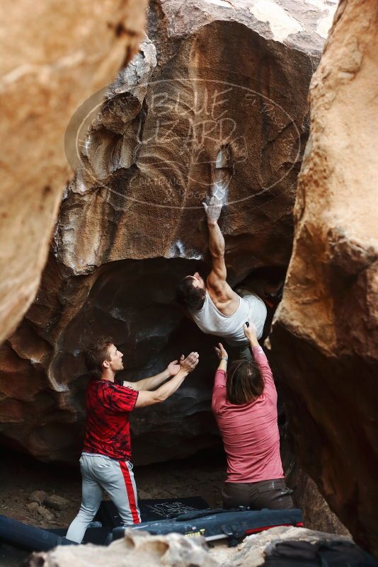 Bouldering in Hueco Tanks on 10/28/2019 with Blue Lizard Climbing and Yoga
Filename: SRM_20191028_1338000.jpg
Aperture: f/3.2
Shutter Speed: 1/250
Body: Canon EOS-1D Mark II
Lens: Canon EF 50mm f/1.8 II