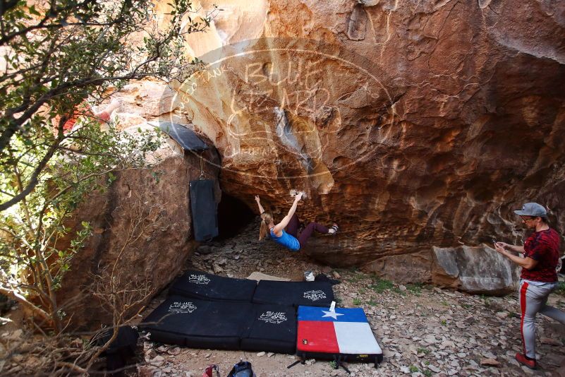 Bouldering in Hueco Tanks on 10/28/2019 with Blue Lizard Climbing and Yoga

Filename: SRM_20191028_1441290.jpg
Aperture: f/4.0
Shutter Speed: 1/250
Body: Canon EOS-1D Mark II
Lens: Canon EF 16-35mm f/2.8 L