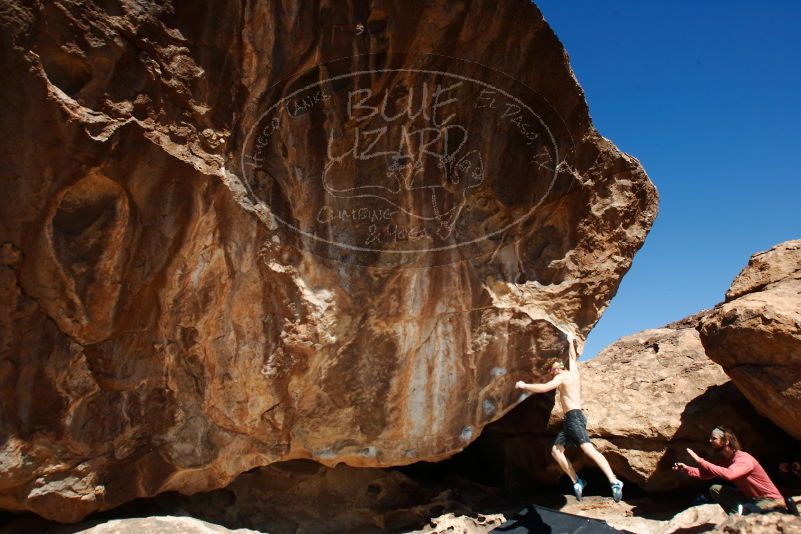 Bouldering in Hueco Tanks on 10/26/2019 with Blue Lizard Climbing and Yoga
Filename: SRM_20191026_1257531.jpg
Aperture: f/8.0
Shutter Speed: 1/250
Body: Canon EOS-1D Mark II
Lens: Canon EF 16-35mm f/2.8 L
