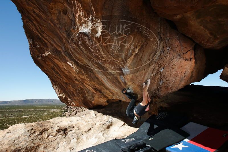 Bouldering in Hueco Tanks on 10/26/2019 with Blue Lizard Climbing and Yoga
Filename: SRM_20191026_1327220.jpg
Aperture: f/8.0
Shutter Speed: 1/250
Body: Canon EOS-1D Mark II
Lens: Canon EF 16-35mm f/2.8 L