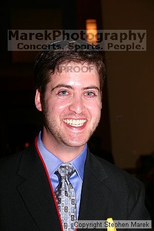 

Filename: img_4269_std.jpg
Aperture: f/7.1
Shutter Speed: 1/60
Body: Canon EOS DIGITAL REBEL
Lens: Canon EF-S 18-55mm f/3.5-5.6