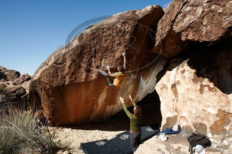 Bouldering in Hueco Tanks on 10/29/2019 with Blue Lizard Climbing and Yoga
Filename: SRM_20191029_1237260.jpg
Aperture: f/8.0
Shutter Speed: 1/250
Body: Canon EOS-1D Mark II
Lens: Canon EF 16-35mm f/2.8 L