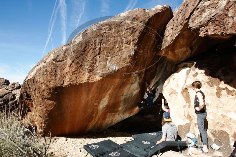 Bouldering in Hueco Tanks on 11/09/2019 with Blue Lizard Climbing and Yoga

Filename: SRM_20191109_1206280.jpg
Aperture: f/8.0
Shutter Speed: 1/250
Body: Canon EOS-1D Mark II
Lens: Canon EF 16-35mm f/2.8 L