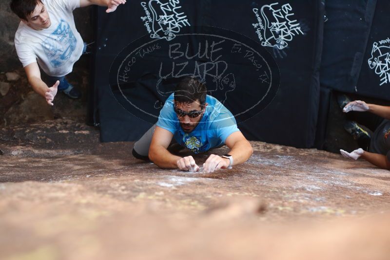 Bouldering in Hueco Tanks on 11/10/2019 with Blue Lizard Climbing and Yoga
Filename: SRM_20191110_1134170.jpg
Aperture: f/2.5
Shutter Speed: 1/320
Body: Canon EOS-1D Mark II
Lens: Canon EF 50mm f/1.8 II