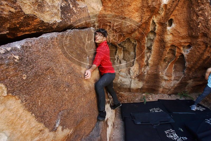 Bouldering in Hueco Tanks on 11/10/2019 with Blue Lizard Climbing and Yoga
Filename: SRM_20191110_1238510.jpg
Aperture: f/5.6
Shutter Speed: 1/250
Body: Canon EOS-1D Mark II
Lens: Canon EF 16-35mm f/2.8 L