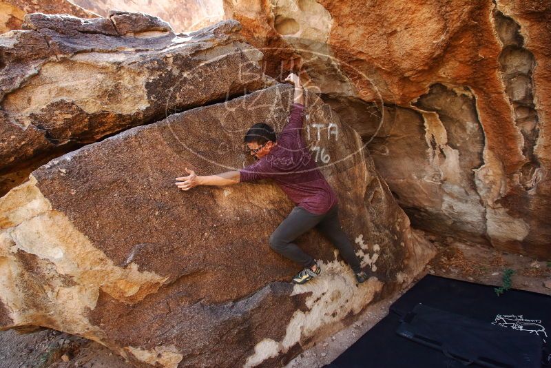 Bouldering in Hueco Tanks on 11/10/2019 with Blue Lizard Climbing and Yoga

Filename: SRM_20191110_1250210.jpg
Aperture: f/5.6
Shutter Speed: 1/250
Body: Canon EOS-1D Mark II
Lens: Canon EF 16-35mm f/2.8 L