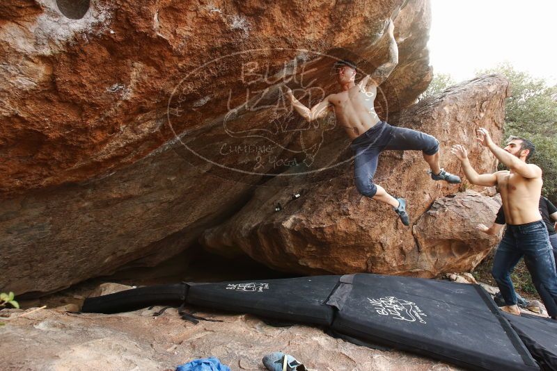 Bouldering in Hueco Tanks on 11/17/2019 with Blue Lizard Climbing and Yoga
Filename: SRM_20191117_1357440.jpg
Aperture: f/8.0
Shutter Speed: 1/250
Body: Canon EOS-1D Mark II
Lens: Canon EF 16-35mm f/2.8 L