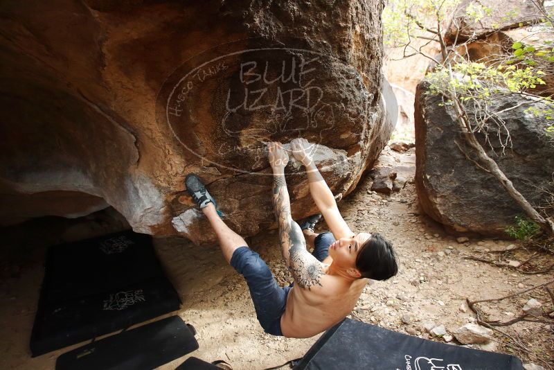 Bouldering in Hueco Tanks on 11/17/2019 with Blue Lizard Climbing and Yoga
Filename: SRM_20191117_1450200.jpg
Aperture: f/4.5
Shutter Speed: 1/250
Body: Canon EOS-1D Mark II
Lens: Canon EF 16-35mm f/2.8 L