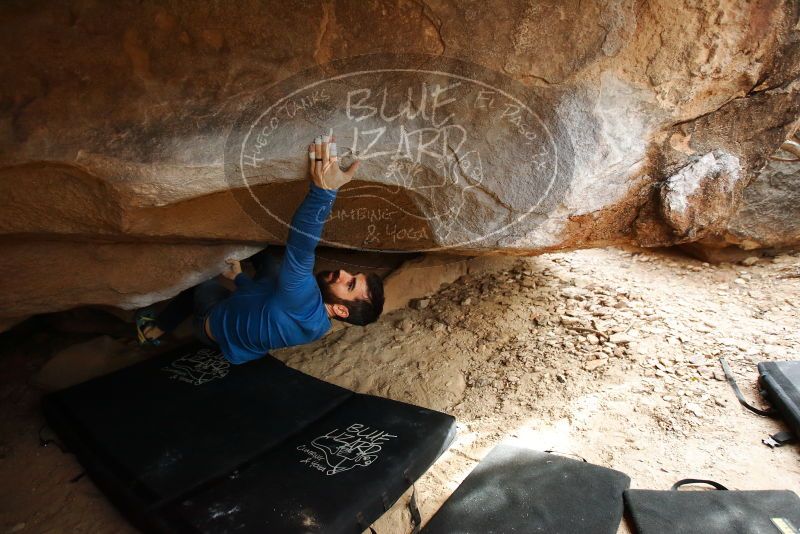 Bouldering in Hueco Tanks on 11/17/2019 with Blue Lizard Climbing and Yoga
Filename: SRM_20191117_1512021.jpg
Aperture: f/3.2
Shutter Speed: 1/250
Body: Canon EOS-1D Mark II
Lens: Canon EF 16-35mm f/2.8 L