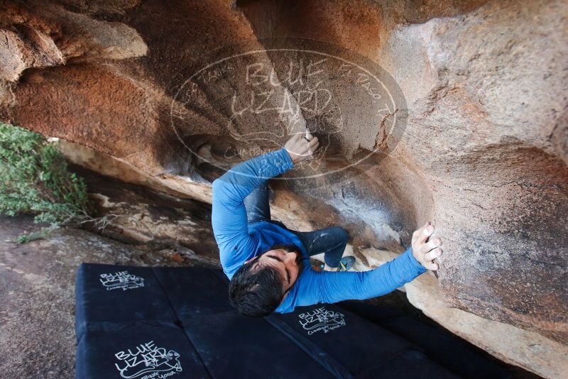 Bouldering in Hueco Tanks on 11/17/2019 with Blue Lizard Climbing and Yoga
Filename: SRM_20191117_1556080.jpg
Aperture: f/4.5
Shutter Speed: 1/250
Body: Canon EOS-1D Mark II
Lens: Canon EF 16-35mm f/2.8 L