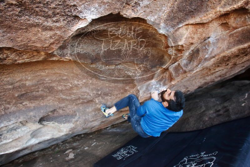 Bouldering in Hueco Tanks on 11/17/2019 with Blue Lizard Climbing and Yoga
Filename: SRM_20191117_1611540.jpg
Aperture: f/4.0
Shutter Speed: 1/250
Body: Canon EOS-1D Mark II
Lens: Canon EF 16-35mm f/2.8 L