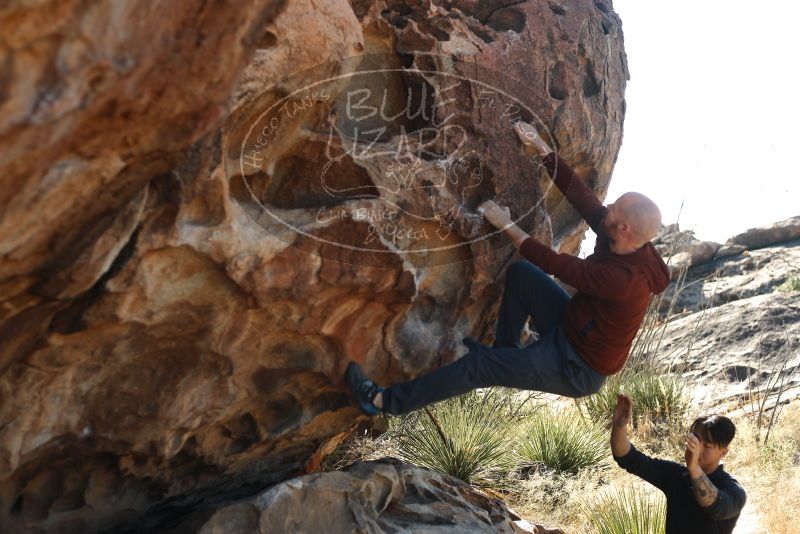 Bouldering in Hueco Tanks on 11/18/2019 with Blue Lizard Climbing and Yoga
Filename: SRM_20191118_1134510.jpg
Aperture: f/3.2
Shutter Speed: 1/250
Body: Canon EOS-1D Mark II
Lens: Canon EF 50mm f/1.8 II