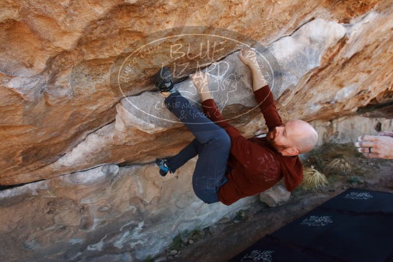 Bouldering in Hueco Tanks on 11/18/2019 with Blue Lizard Climbing and Yoga

Filename: SRM_20191118_1207440.jpg
Aperture: f/5.6
Shutter Speed: 1/250
Body: Canon EOS-1D Mark II
Lens: Canon EF 16-35mm f/2.8 L