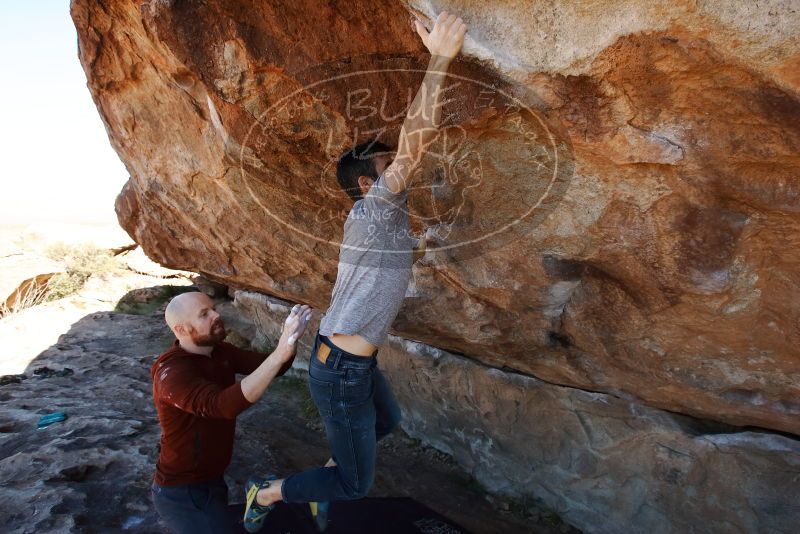 Bouldering in Hueco Tanks on 11/18/2019 with Blue Lizard Climbing and Yoga
Filename: SRM_20191118_1210051.jpg
Aperture: f/6.3
Shutter Speed: 1/320
Body: Canon EOS-1D Mark II
Lens: Canon EF 16-35mm f/2.8 L