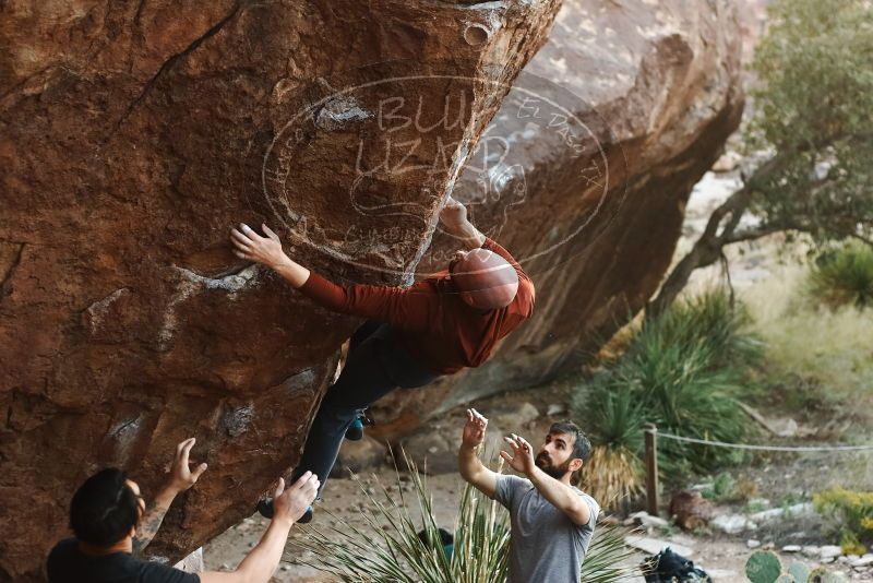 Bouldering in Hueco Tanks on 11/18/2019 with Blue Lizard Climbing and Yoga

Filename: SRM_20191118_1750080.jpg
Aperture: f/3.2
Shutter Speed: 1/250
Body: Canon EOS-1D Mark II
Lens: Canon EF 50mm f/1.8 II