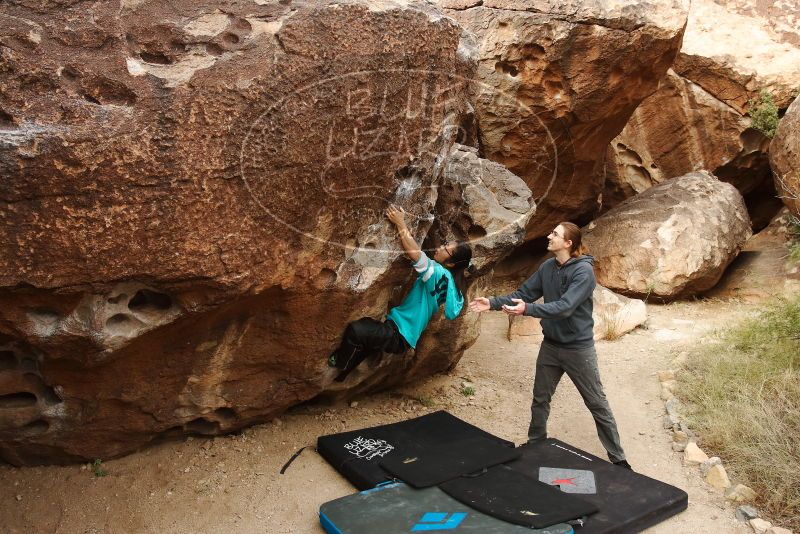 Bouldering in Hueco Tanks on 11/16/2019 with Blue Lizard Climbing and Yoga
Filename: SRM_20191116_1014530.jpg
Aperture: f/5.6
Shutter Speed: 1/320
Body: Canon EOS-1D Mark II
Lens: Canon EF 16-35mm f/2.8 L