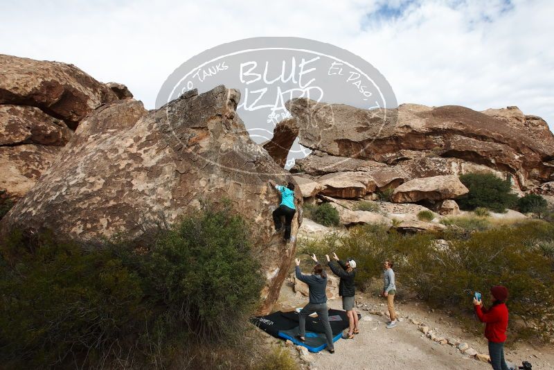 Bouldering in Hueco Tanks on 11/16/2019 with Blue Lizard Climbing and Yoga

Filename: SRM_20191116_1029320.jpg
Aperture: f/8.0
Shutter Speed: 1/400
Body: Canon EOS-1D Mark II
Lens: Canon EF 16-35mm f/2.8 L