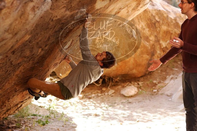 Bouldering in Hueco Tanks on 11/16/2019 with Blue Lizard Climbing and Yoga

Filename: SRM_20191116_1120460.jpg
Aperture: f/2.8
Shutter Speed: 1/320
Body: Canon EOS-1D Mark II
Lens: Canon EF 85mm f/1.2 L II