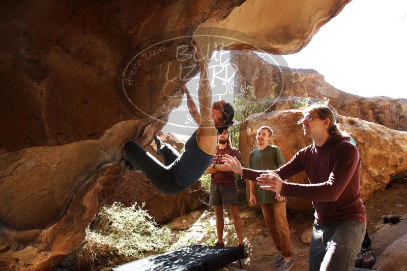 Bouldering in Hueco Tanks on 11/16/2019 with Blue Lizard Climbing and Yoga
Filename: SRM_20191116_1211400.jpg
Aperture: f/5.6
Shutter Speed: 1/400
Body: Canon EOS-1D Mark II
Lens: Canon EF 16-35mm f/2.8 L