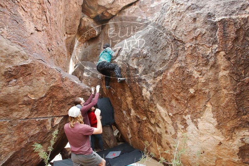 Bouldering in Hueco Tanks on 11/16/2019 with Blue Lizard Climbing and Yoga
Filename: SRM_20191116_1426110.jpg
Aperture: f/5.6
Shutter Speed: 1/250
Body: Canon EOS-1D Mark II
Lens: Canon EF 16-35mm f/2.8 L