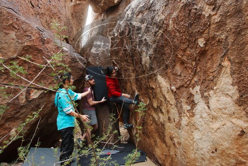 Bouldering in Hueco Tanks on 11/16/2019 with Blue Lizard Climbing and Yoga
Filename: SRM_20191116_1429420.jpg
Aperture: f/5.6
Shutter Speed: 1/250
Body: Canon EOS-1D Mark II
Lens: Canon EF 16-35mm f/2.8 L