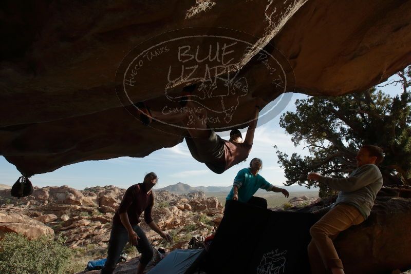 Bouldering in Hueco Tanks on 11/16/2019 with Blue Lizard Climbing and Yoga
Filename: SRM_20191116_1639000.jpg
Aperture: f/8.0
Shutter Speed: 1/250
Body: Canon EOS-1D Mark II
Lens: Canon EF 16-35mm f/2.8 L