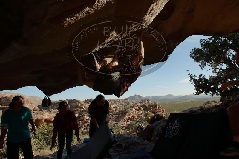 Bouldering in Hueco Tanks on 11/16/2019 with Blue Lizard Climbing and Yoga
Filename: SRM_20191116_1654490.jpg
Aperture: f/8.0
Shutter Speed: 1/250
Body: Canon EOS-1D Mark II
Lens: Canon EF 16-35mm f/2.8 L