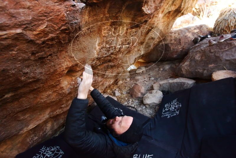 Bouldering in Hueco Tanks on 11/23/2019 with Blue Lizard Climbing and Yoga

Filename: SRM_20191123_1232251.jpg
Aperture: f/3.5
Shutter Speed: 1/250
Body: Canon EOS-1D Mark II
Lens: Canon EF 16-35mm f/2.8 L