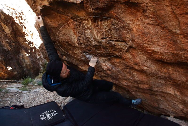 Bouldering in Hueco Tanks on 11/23/2019 with Blue Lizard Climbing and Yoga

Filename: SRM_20191123_1235410.jpg
Aperture: f/4.5
Shutter Speed: 1/250
Body: Canon EOS-1D Mark II
Lens: Canon EF 16-35mm f/2.8 L