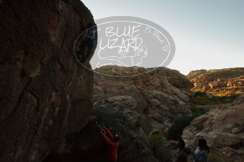 Bouldering in Hueco Tanks on 11/24/2019 with Blue Lizard Climbing and Yoga

Filename: SRM_20191124_1739390.jpg
Aperture: f/10.0
Shutter Speed: 1/200
Body: Canon EOS-1D Mark II
Lens: Canon EF 16-35mm f/2.8 L