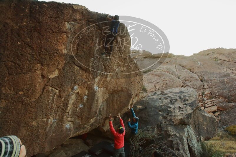 Bouldering in Hueco Tanks on 11/24/2019 with Blue Lizard Climbing and Yoga
Filename: SRM_20191124_1741330.jpg
Aperture: f/5.6
Shutter Speed: 1/200
Body: Canon EOS-1D Mark II
Lens: Canon EF 16-35mm f/2.8 L