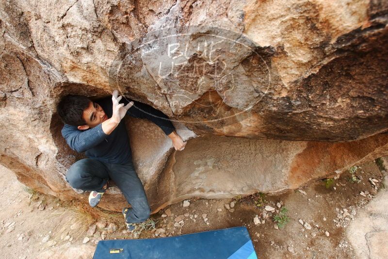 Bouldering in Hueco Tanks on 11/25/2019 with Blue Lizard Climbing and Yoga
Filename: SRM_20191125_1233210.jpg
Aperture: f/5.6
Shutter Speed: 1/250
Body: Canon EOS-1D Mark II
Lens: Canon EF 16-35mm f/2.8 L