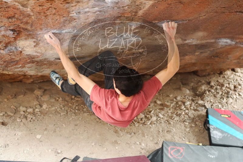 Bouldering in Hueco Tanks on 11/25/2019 with Blue Lizard Climbing and Yoga
Filename: SRM_20191125_1258340.jpg
Aperture: f/3.5
Shutter Speed: 1/320
Body: Canon EOS-1D Mark II
Lens: Canon EF 50mm f/1.8 II