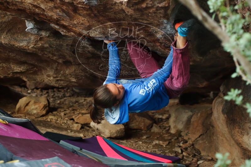 Bouldering in Hueco Tanks on 11/25/2019 with Blue Lizard Climbing and Yoga
Filename: SRM_20191125_1642130.jpg
Aperture: f/2.8
Shutter Speed: 1/320
Body: Canon EOS-1D Mark II
Lens: Canon EF 50mm f/1.8 II