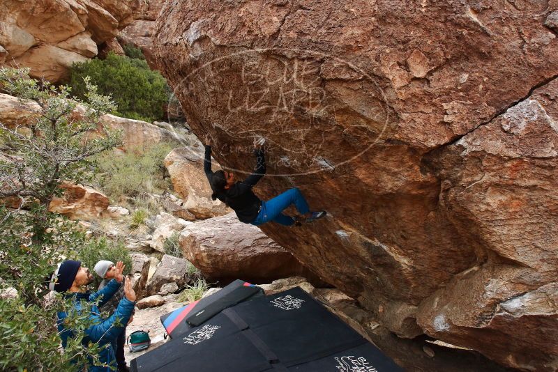 Bouldering in Hueco Tanks on 11/26/2019 with Blue Lizard Climbing and Yoga

Filename: SRM_20191126_1113460.jpg
Aperture: f/7.1
Shutter Speed: 1/250
Body: Canon EOS-1D Mark II
Lens: Canon EF 16-35mm f/2.8 L