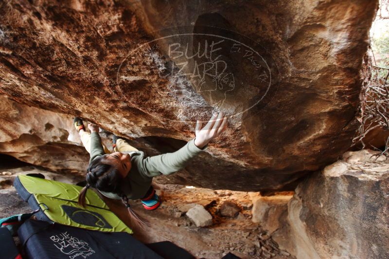 Bouldering in Hueco Tanks on 11/26/2019 with Blue Lizard Climbing and Yoga
Filename: SRM_20191126_1530360.jpg
Aperture: f/2.8
Shutter Speed: 1/250
Body: Canon EOS-1D Mark II
Lens: Canon EF 16-35mm f/2.8 L