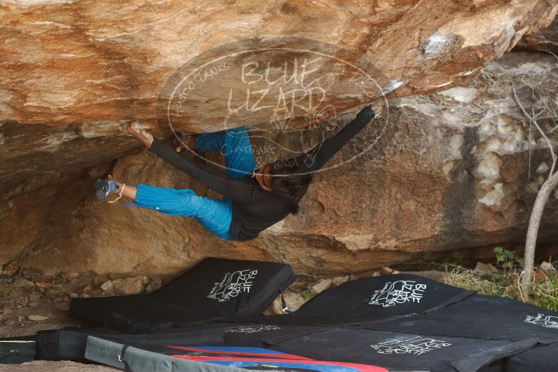 Bouldering in Hueco Tanks on 11/26/2019 with Blue Lizard Climbing and Yoga
Filename: SRM_20191126_1641230.jpg
Aperture: f/4.5
Shutter Speed: 1/250
Body: Canon EOS-1D Mark II
Lens: Canon EF 50mm f/1.8 II
