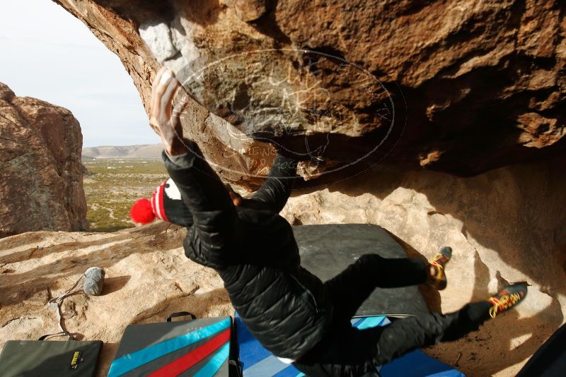 Bouldering in Hueco Tanks on 11/27/2019 with Blue Lizard Climbing and Yoga

Filename: SRM_20191127_1001050.jpg
Aperture: f/7.1
Shutter Speed: 1/250
Body: Canon EOS-1D Mark II
Lens: Canon EF 16-35mm f/2.8 L