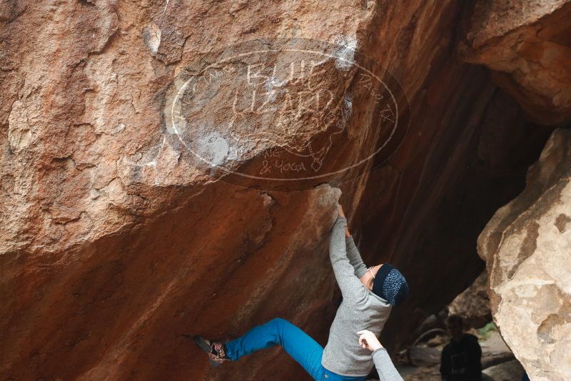 Bouldering in Hueco Tanks on 11/27/2019 with Blue Lizard Climbing and Yoga
Filename: SRM_20191127_1035591.jpg
Aperture: f/5.0
Shutter Speed: 1/250
Body: Canon EOS-1D Mark II
Lens: Canon EF 50mm f/1.8 II