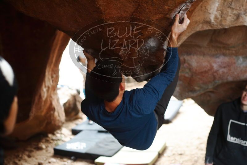 Bouldering in Hueco Tanks on 11/27/2019 with Blue Lizard Climbing and Yoga
Filename: SRM_20191127_1040370.jpg
Aperture: f/3.2
Shutter Speed: 1/250
Body: Canon EOS-1D Mark II
Lens: Canon EF 50mm f/1.8 II