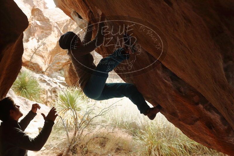 Bouldering in Hueco Tanks on 11/27/2019 with Blue Lizard Climbing and Yoga

Filename: SRM_20191127_1043230.jpg
Aperture: f/5.0
Shutter Speed: 1/250
Body: Canon EOS-1D Mark II
Lens: Canon EF 50mm f/1.8 II