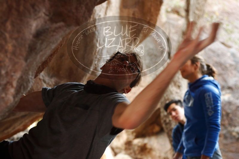 Bouldering in Hueco Tanks on 11/27/2019 with Blue Lizard Climbing and Yoga
Filename: SRM_20191127_1046040.jpg
Aperture: f/3.2
Shutter Speed: 1/250
Body: Canon EOS-1D Mark II
Lens: Canon EF 50mm f/1.8 II