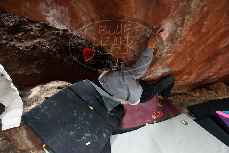 Bouldering in Hueco Tanks on 11/27/2019 with Blue Lizard Climbing and Yoga
Filename: SRM_20191127_1308021.jpg
Aperture: f/2.8
Shutter Speed: 1/250
Body: Canon EOS-1D Mark II
Lens: Canon EF 16-35mm f/2.8 L