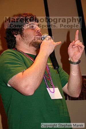 

Filename: img_4020_std.jpg
Aperture: f/5.6
Shutter Speed: 1/60
Body: Canon EOS DIGITAL REBEL
Lens: Canon EF-S 18-55mm f/3.5-5.6