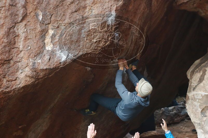 Bouldering in Hueco Tanks on 11/30/2019 with Blue Lizard Climbing and Yoga
Filename: SRM_20191130_1109540.jpg
Aperture: f/4.0
Shutter Speed: 1/250
Body: Canon EOS-1D Mark II
Lens: Canon EF 50mm f/1.8 II