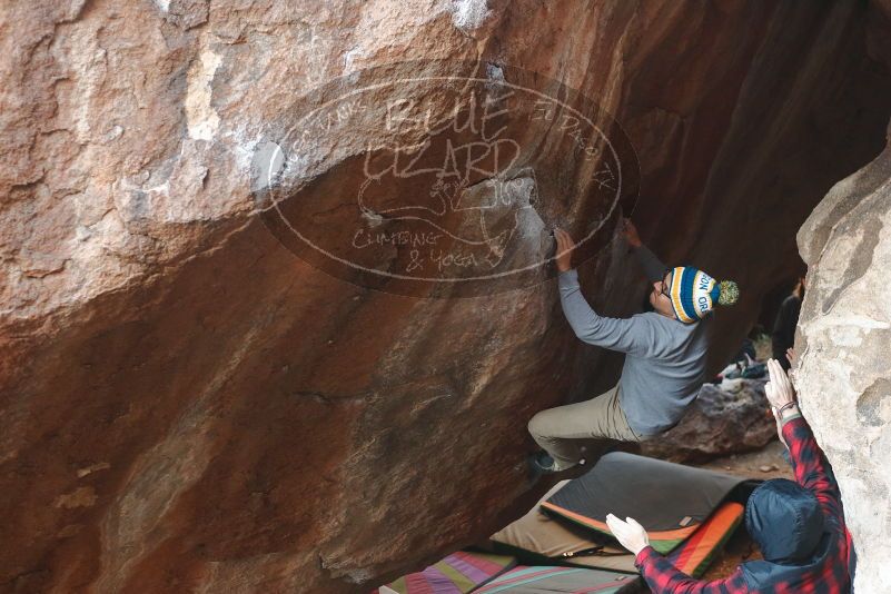 Bouldering in Hueco Tanks on 11/30/2019 with Blue Lizard Climbing and Yoga
Filename: SRM_20191130_1115160.jpg
Aperture: f/3.5
Shutter Speed: 1/250
Body: Canon EOS-1D Mark II
Lens: Canon EF 50mm f/1.8 II