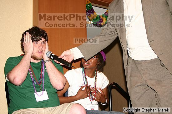 

Filename: img_3994_std.jpg
Aperture: f/5.0
Shutter Speed: 1/40
Body: Canon EOS DIGITAL REBEL
Lens: Canon EF-S 18-55mm f/3.5-5.6