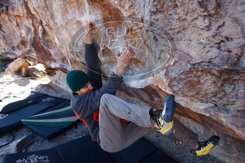 Bouldering in Hueco Tanks on 11/30/2019 with Blue Lizard Climbing and Yoga
Filename: SRM_20191130_1539010.jpg
Aperture: f/5.0
Shutter Speed: 1/250
Body: Canon EOS-1D Mark II
Lens: Canon EF 16-35mm f/2.8 L