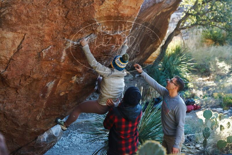 Bouldering in Hueco Tanks on 11/30/2019 with Blue Lizard Climbing and Yoga
Filename: SRM_20191130_1632370.jpg
Aperture: f/4.0
Shutter Speed: 1/250
Body: Canon EOS-1D Mark II
Lens: Canon EF 50mm f/1.8 II